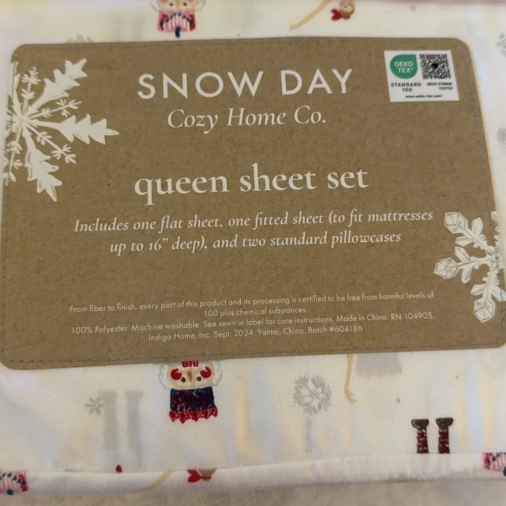 Snow day cozy home QUEEN SIZE Nutcracker Christmas Sheet Set (Nutcracker Suite)